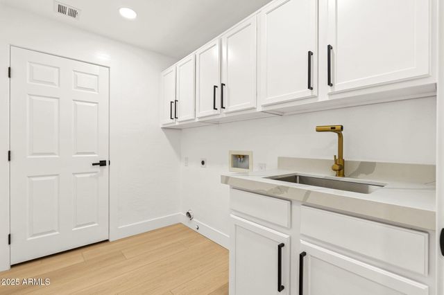 20121 N 76TH Street 2031, Scottsdale, AZ 85255