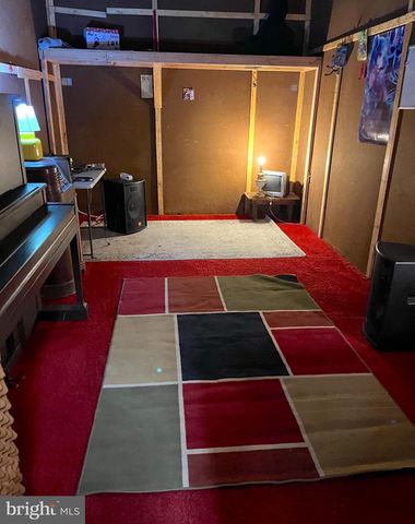 321 W POPLAR ST, Norristown, PA 19401