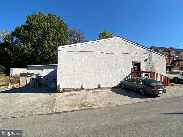 321 W POPLAR ST, Norristown, PA 19401