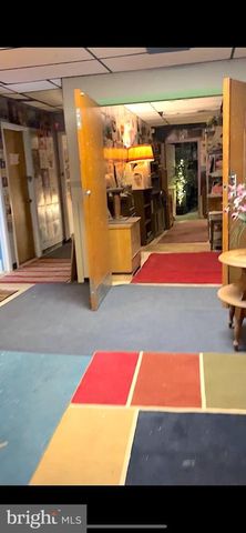 321 W POPLAR ST, Norristown, PA 19401