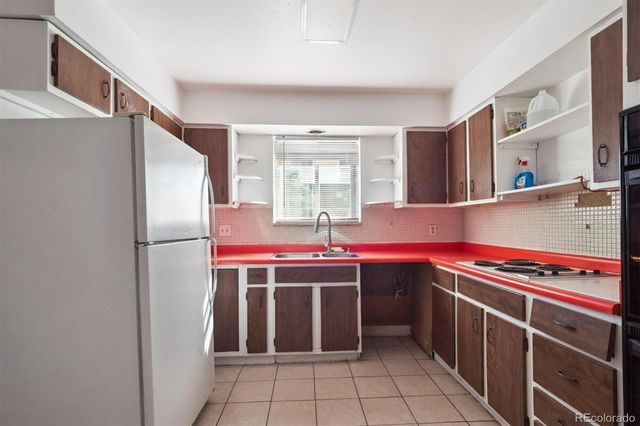 6500 W Hampden Avenue, Lakewood, CO 80227