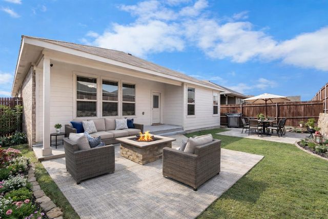 1045 Kirkham Way, Fort Worth, TX 76247