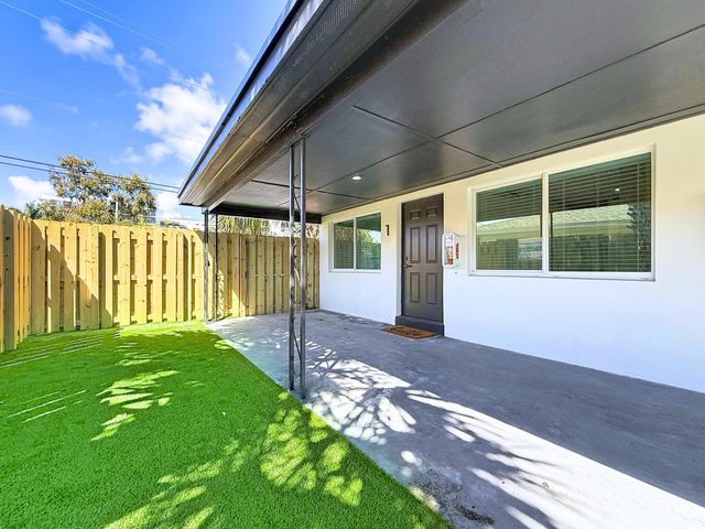 224 NE 23rd Avenue 1, Pompano Beach, FL 33062