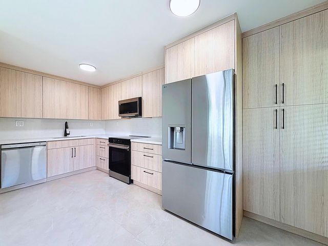 224 NE 23rd Avenue 1, Pompano Beach, FL 33062