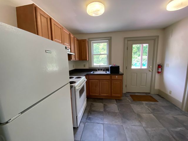 275-279 Mast Road, Durham, NH 03824