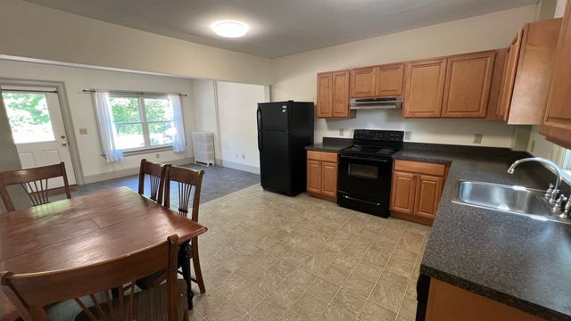275-279 Mast Road, Durham, NH 03824