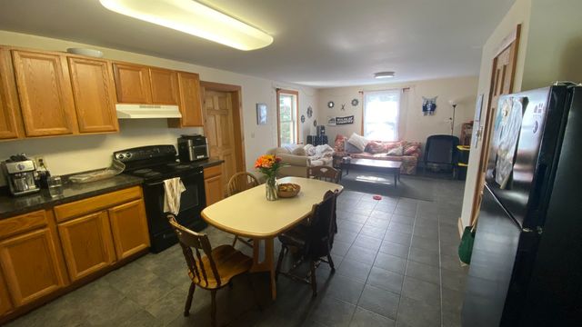 275-279 Mast Road, Durham, NH 03824