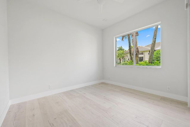10918 GRANDE Boulevard, West Palm Beach, FL 33412