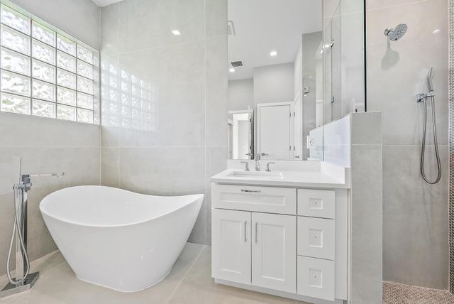 10918 GRANDE Boulevard, West Palm Beach, FL 33412