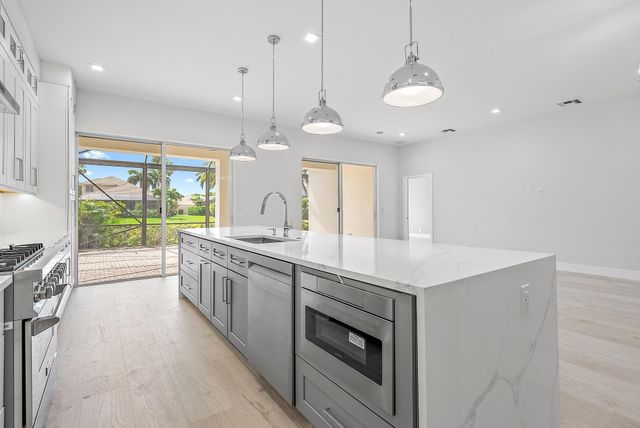 10918 GRANDE Boulevard, West Palm Beach, FL 33412