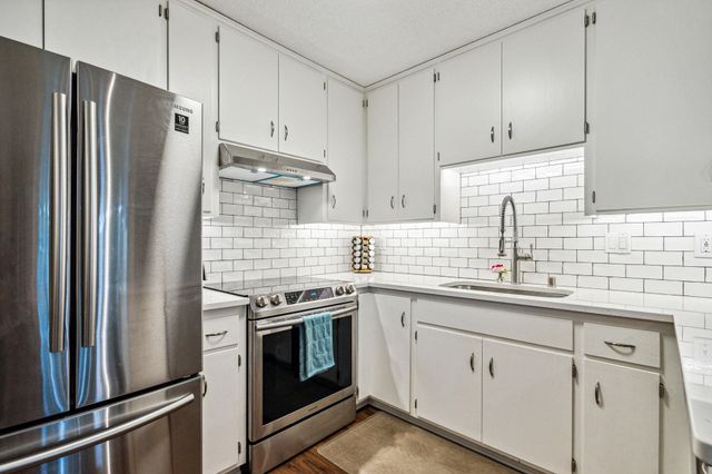3724 Joppa Avenue S, Saint Louis Park, MN 55416