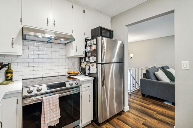 3724 Joppa Avenue S, Saint Louis Park, MN 55416