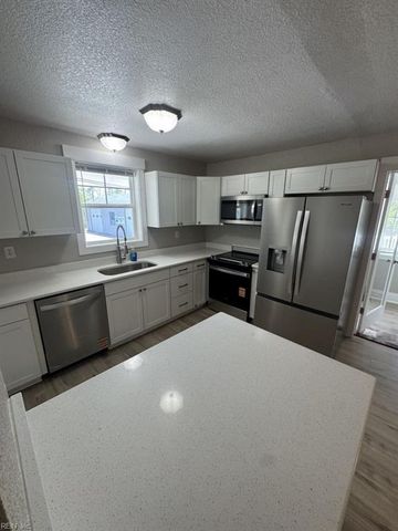 1253 Wilroy RD, Suffolk, VA 23434