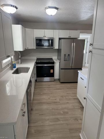 1253 Wilroy RD, Suffolk, VA 23434