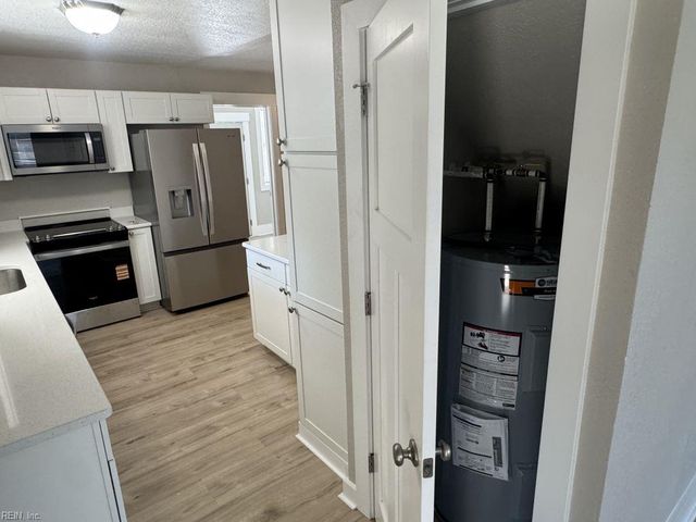 1253 Wilroy RD, Suffolk, VA 23434