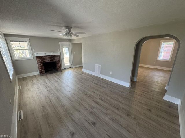 1253 Wilroy RD, Suffolk, VA 23434