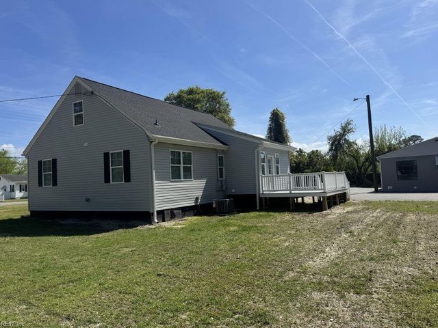 1253 Wilroy RD, Suffolk, VA 23434