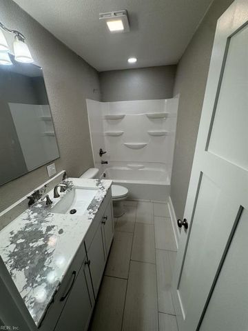 1253 Wilroy RD, Suffolk, VA 23434