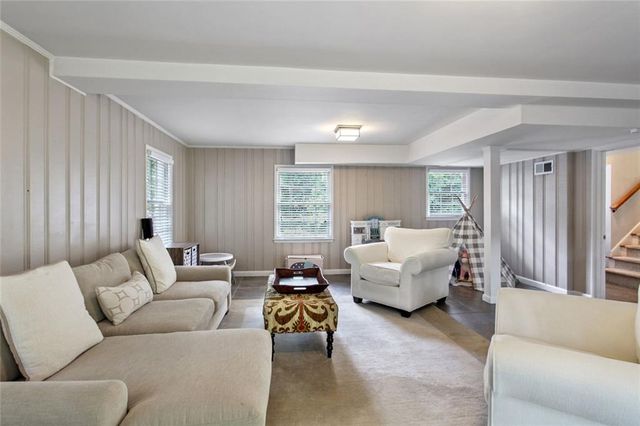 90 Bonnie Lane NE, Sandy Springs, GA 30328