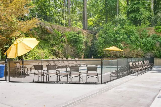90 Bonnie Lane NE, Sandy Springs, GA 30328