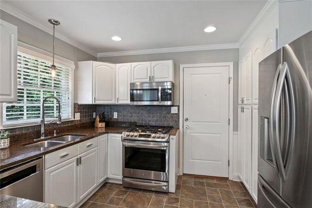 90 Bonnie Lane NE, Sandy Springs, GA 30328