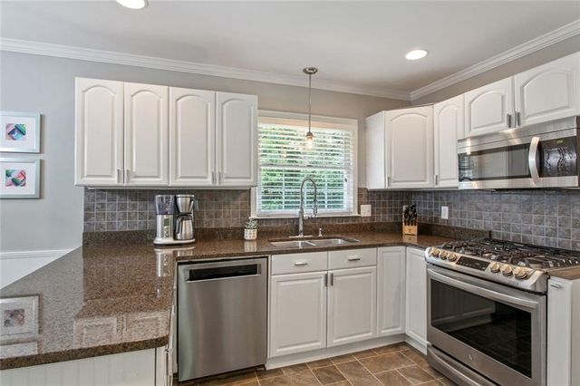 90 Bonnie Lane NE, Sandy Springs, GA 30328