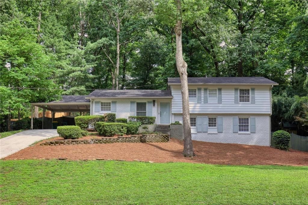 90 Bonnie Lane NE, Sandy Springs, GA 30328