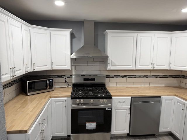 4826 51st BOULEVARD, Milwaukee, WI 53218