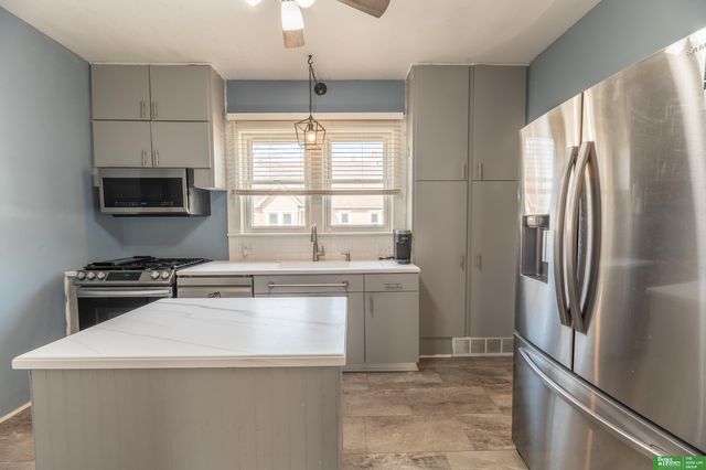 940 E 6 Street, Fremont, NE 68025