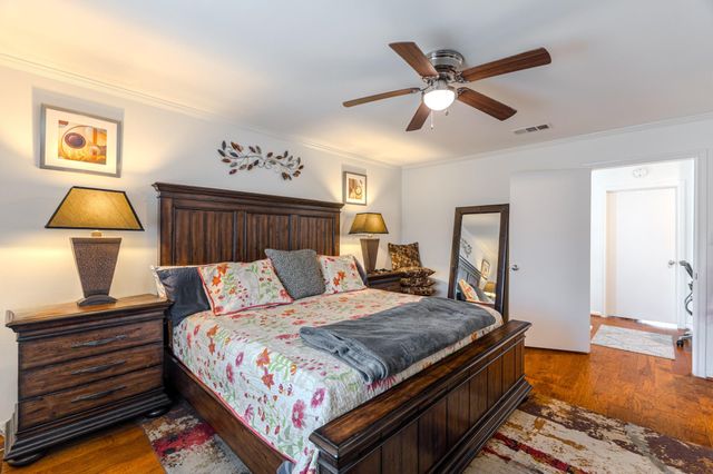 6339 Del Monte Drive SW 95, Houston, TX 77057