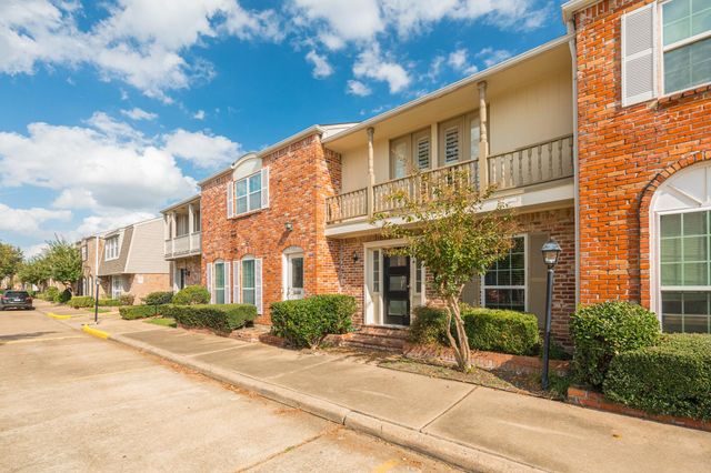 6339 Del Monte Drive SW 95, Houston, TX 77057