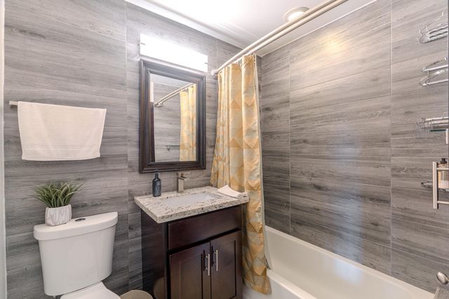 6339 Del Monte Drive SW 95, Houston, TX 77057