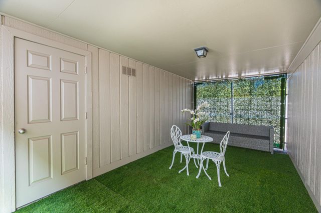 6339 Del Monte Drive SW 95, Houston, TX 77057