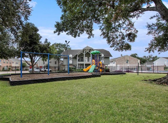 6339 Del Monte Drive SW 95, Houston, TX 77057