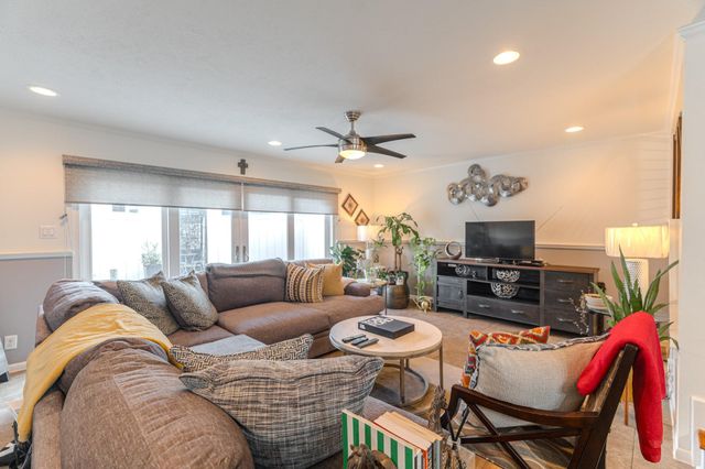 6339 Del Monte Drive SW 95, Houston, TX 77057