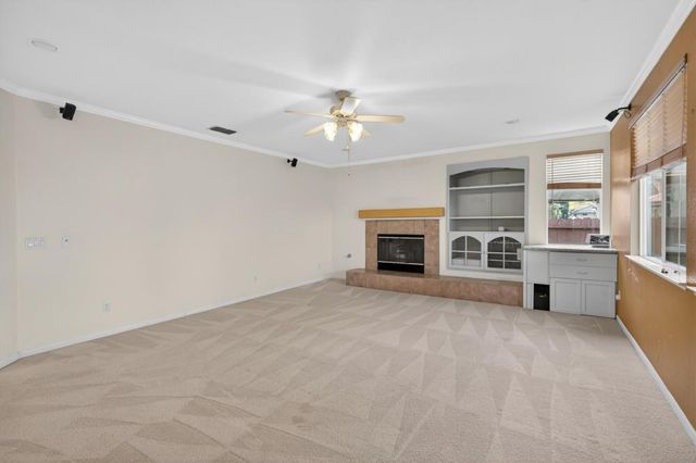 341 Menard Cir, Sacramento, CA 95835