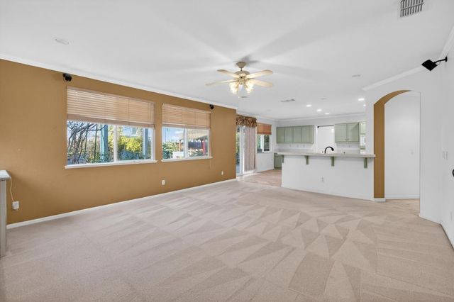 341 Menard Cir, Sacramento, CA 95835