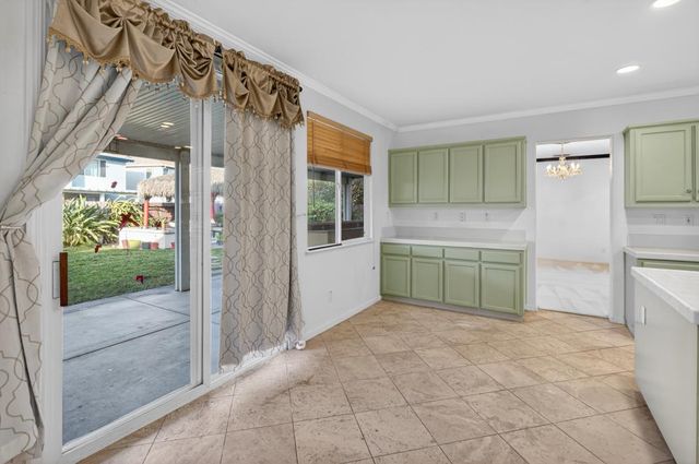 341 Menard Cir, Sacramento, CA 95835