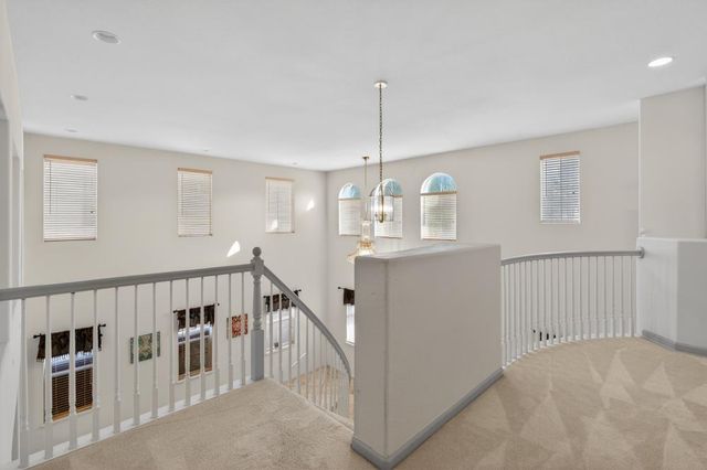 341 Menard Cir, Sacramento, CA 95835