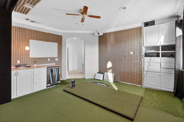 341 Menard Cir, Sacramento, CA 95835