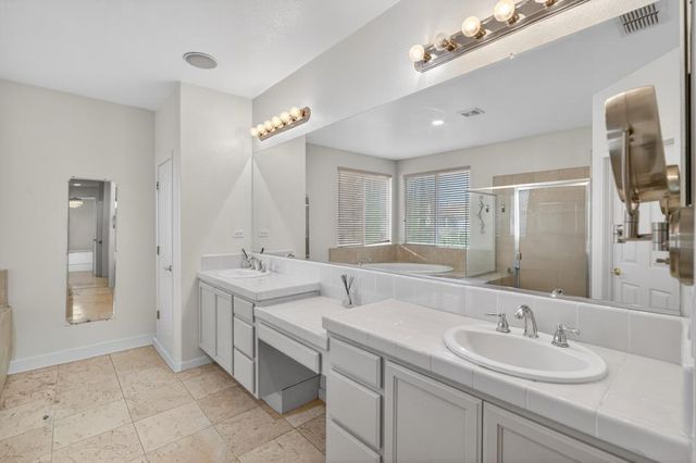 341 Menard Cir, Sacramento, CA 95835