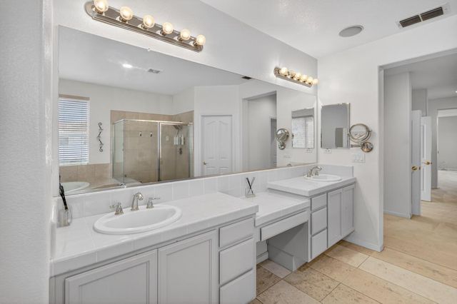 341 Menard Cir, Sacramento, CA 95835