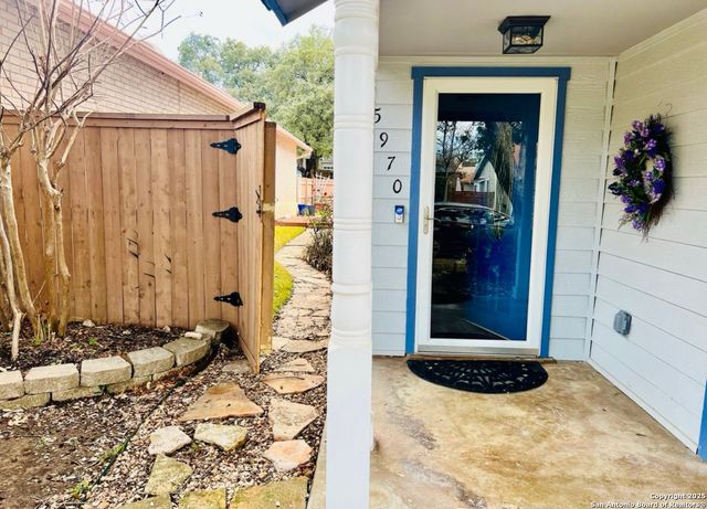 5970 woodridge cove, San Antonio, TX 78249