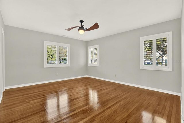 423 48TH STREET N, St Petersburg, FL 33713