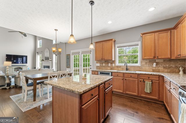 824 Buffington Way, Canton, GA 30115