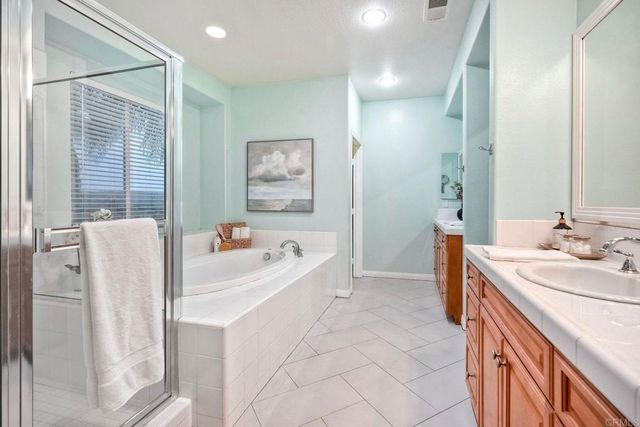 3444 Moon Field Drive, Carlsbad, CA 92010