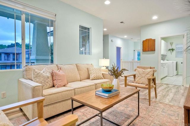 3444 Moon Field Drive, Carlsbad, CA 92010