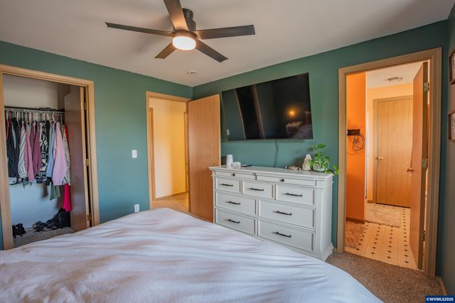 3382 NE Clearwater Dr, Albany, OR 97321