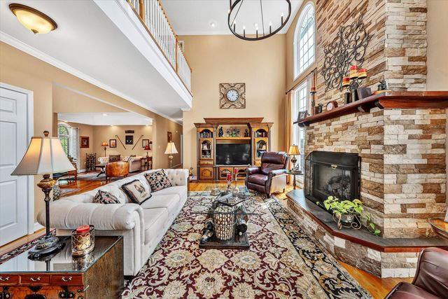 844 Blackwater Hills DR, Glade Hill, VA 24092