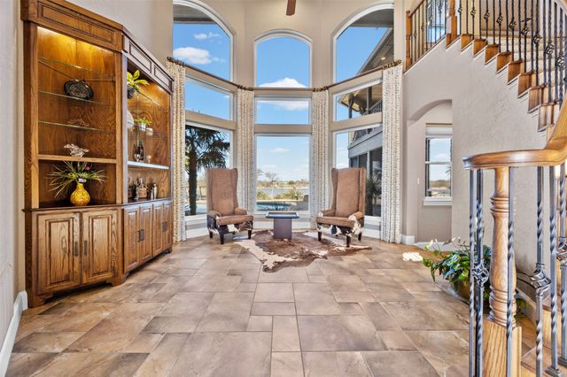 110 Eagle Point Drive, Waxahachie, TX 75165